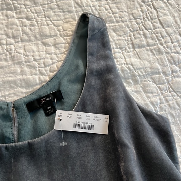 NWT J. Crew Ultraluxe Velvet Tank in Gentle Sea - Picture 8 of 9